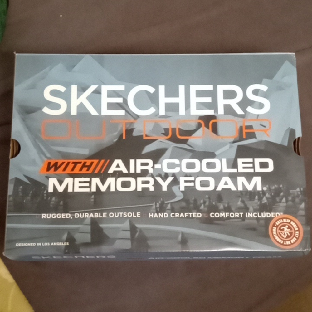 Skechers outdoor boots size 9 color Rocky Mountain/Gray Waterproof